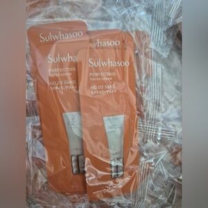 Sulwhasoo Perfecting Tinted Cream SPF40/PA++ 35mL. NO. 03 SAND 1ml x 36 pcs
